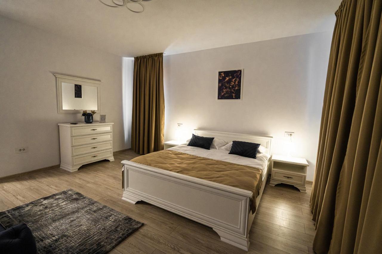 Armada Aparthotel Alba Iulia Exteriör bild