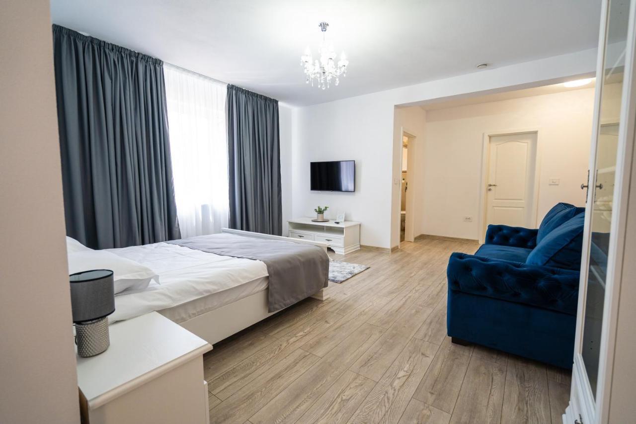 Armada Aparthotel Alba Iulia Exteriör bild